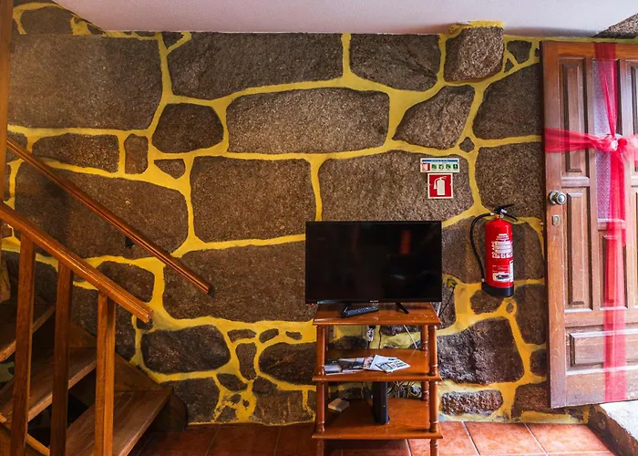 Casa Da Eira * كامبو دو جيريس