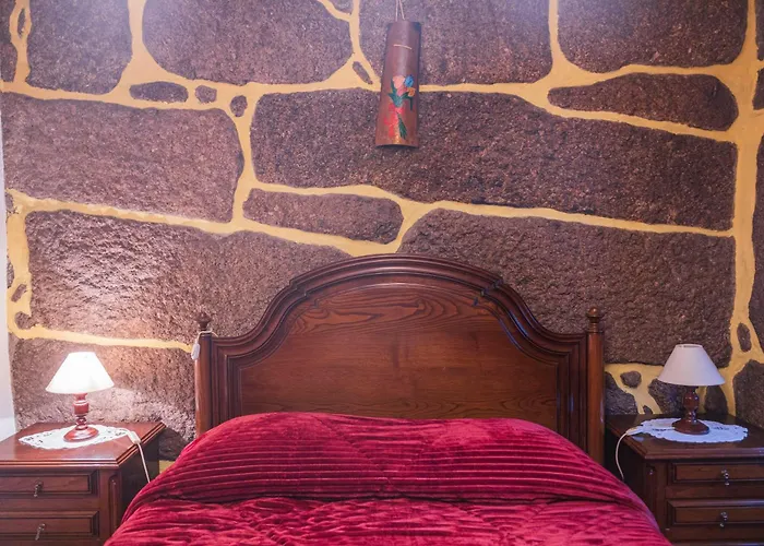 Casa Da Eira بيت للعطل